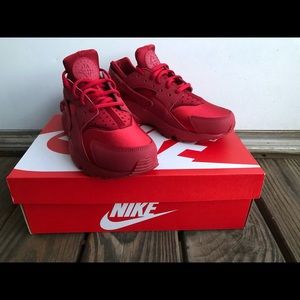 Womens Nike Air Huarache Run - Red/Gym-Red 8.5